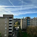 Spacious Room In Central London